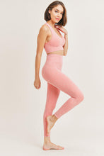 Load image into Gallery viewer, Peach Seamless Sports Bra & Seamless Legging Set